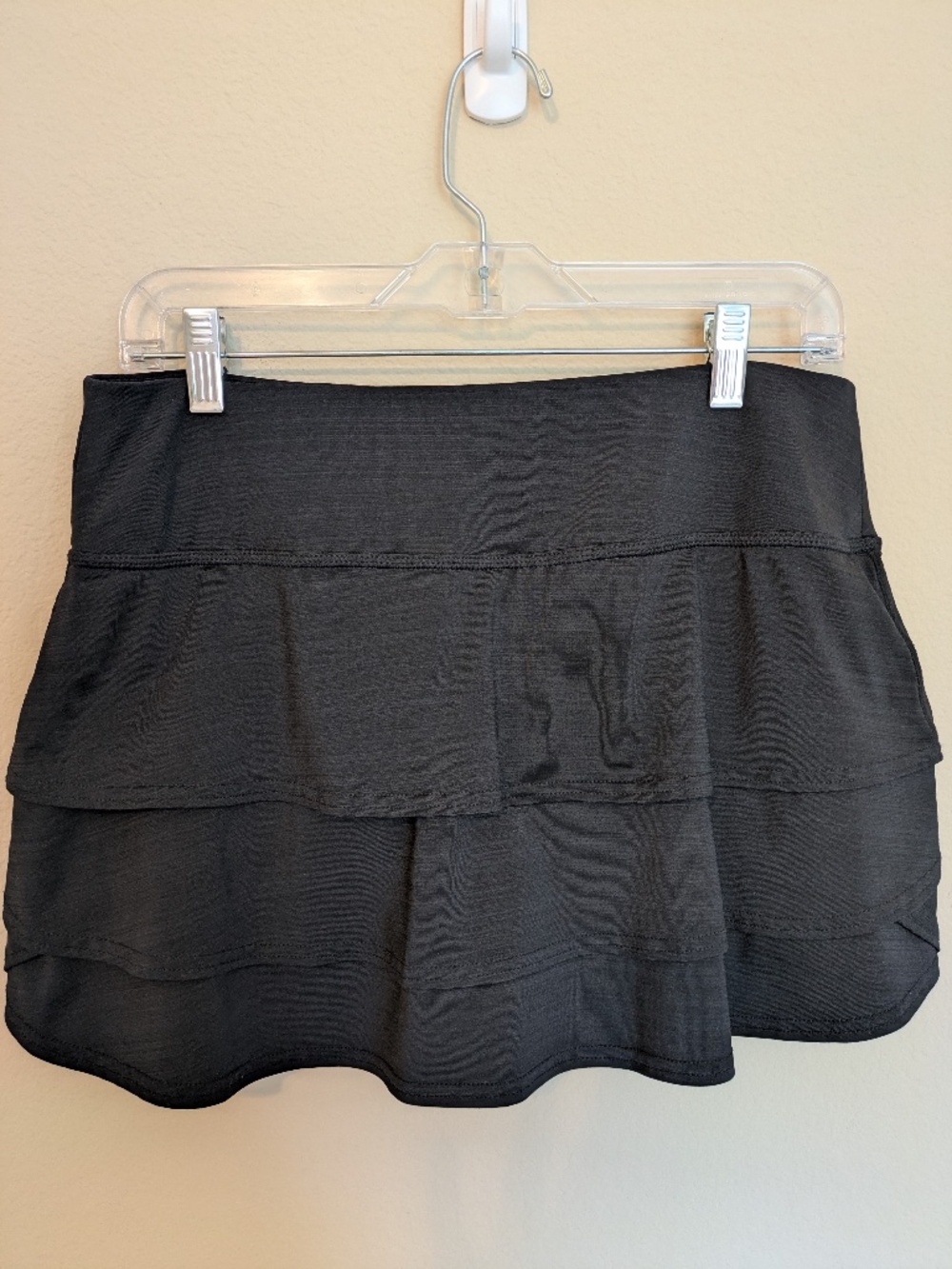Athleta Tiered Ruffle Black Swagger Skort
